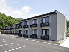 レオパレスコーラル可部東の外観画像