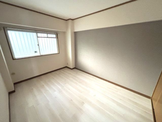 ベッドルーム
