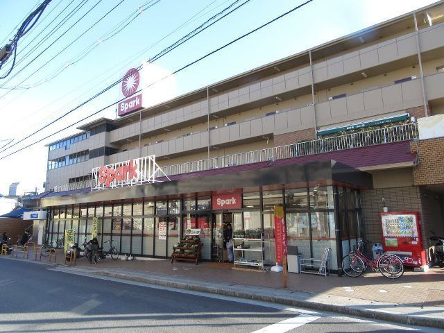 近くに施設あり