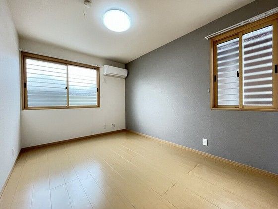 ベッドルーム