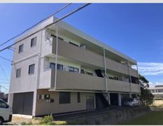 マヌハイツの外観画像
