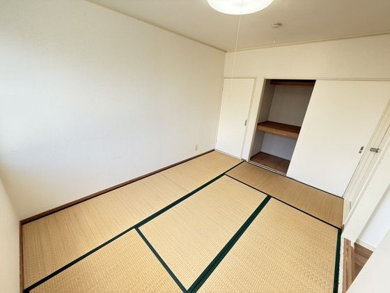 ベッドルーム