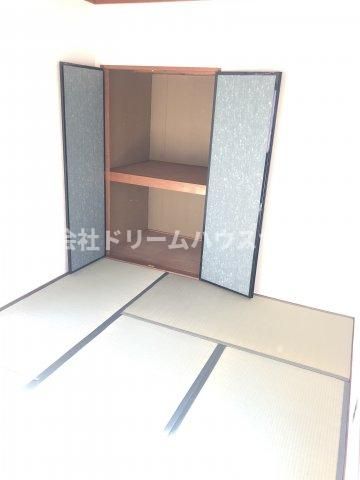 ベッドルーム