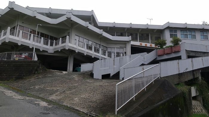 近くに施設あり