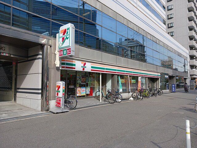 セブンイレブン天神橋六丁目店まで200m