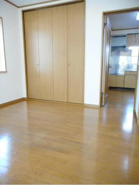 ベッドルーム