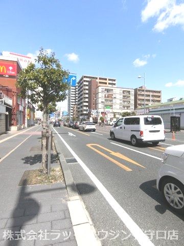 近くに施設あり