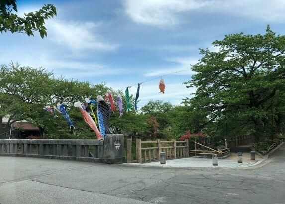 近くに施設あり