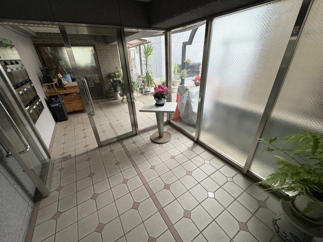ロビー