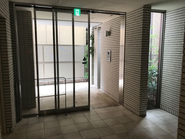 ロビー