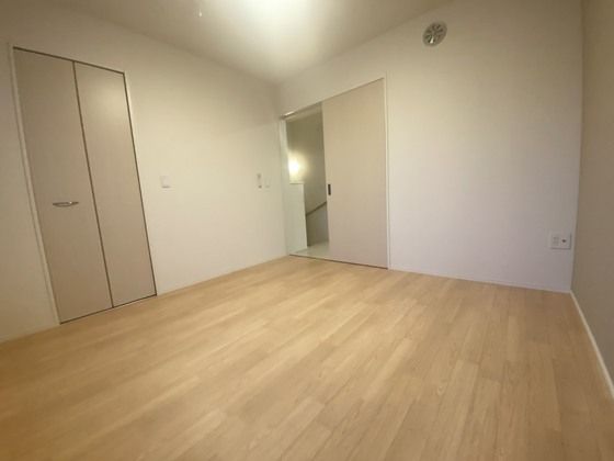 ベッドルーム