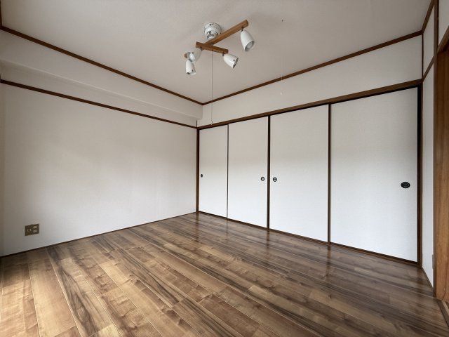 洋室