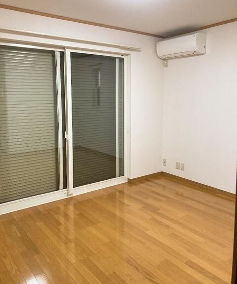 ベッドルーム
