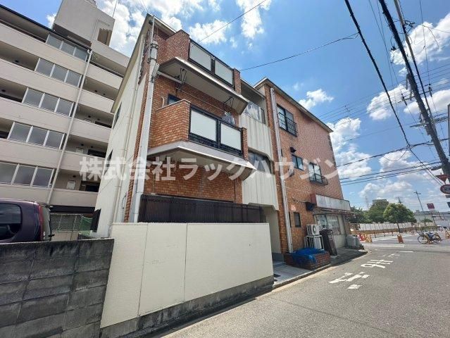 菊恵マンションの外観画像