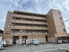 アウスピオーリの外観画像