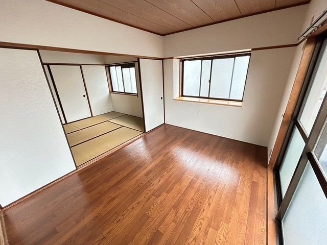ベッドルーム