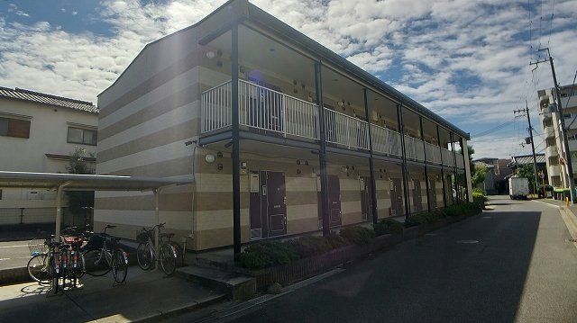 レオパレスオアシス岸和田の外観画像