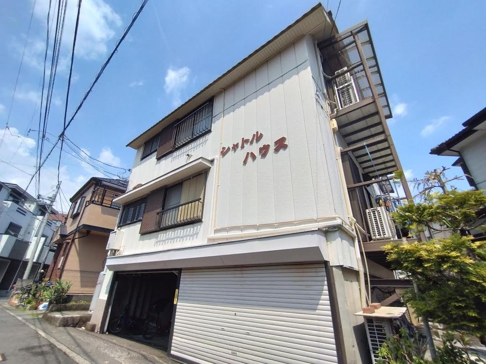 シャトルハウスの外観画像