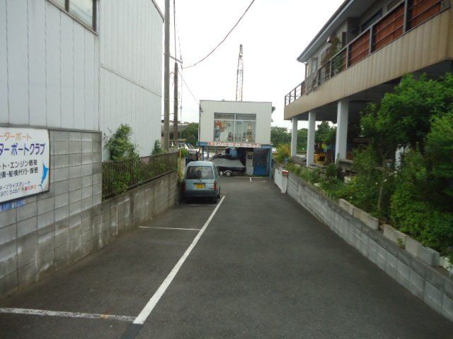 近くに施設あり