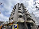 マンション雄創の外観