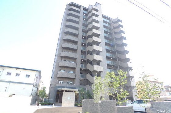 ロイヤルガーデン伊福町の外観画像