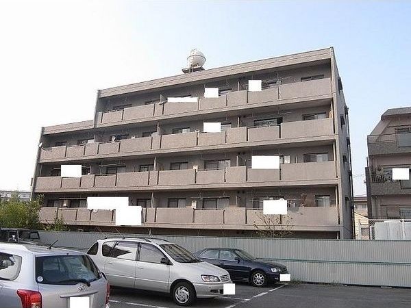 八城マンションの外観画像