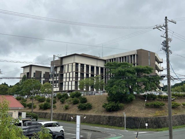近くに施設あり