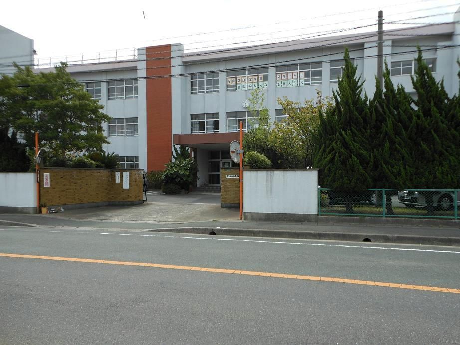 水巻中学校(1000m)