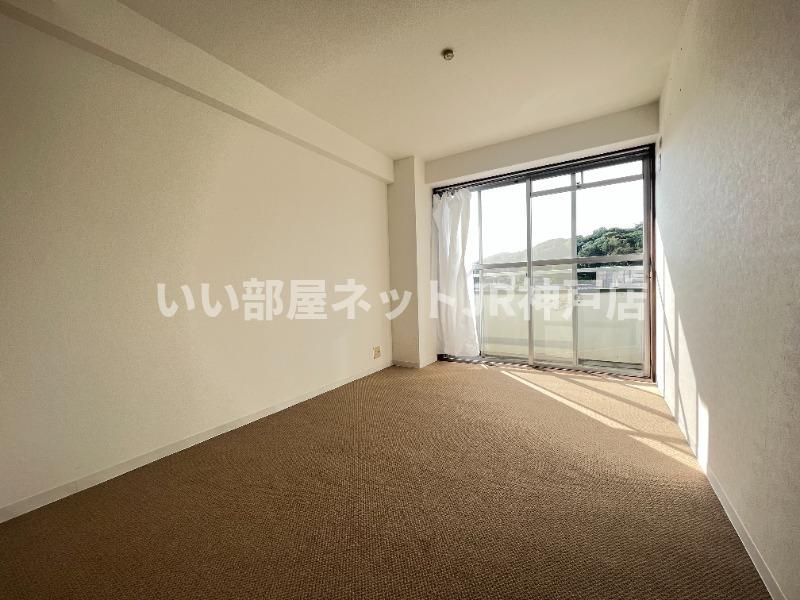 ベッドルーム