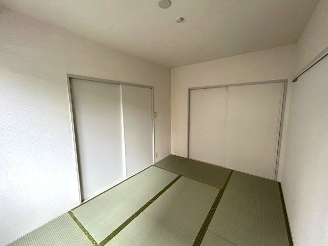 ベッドルーム
