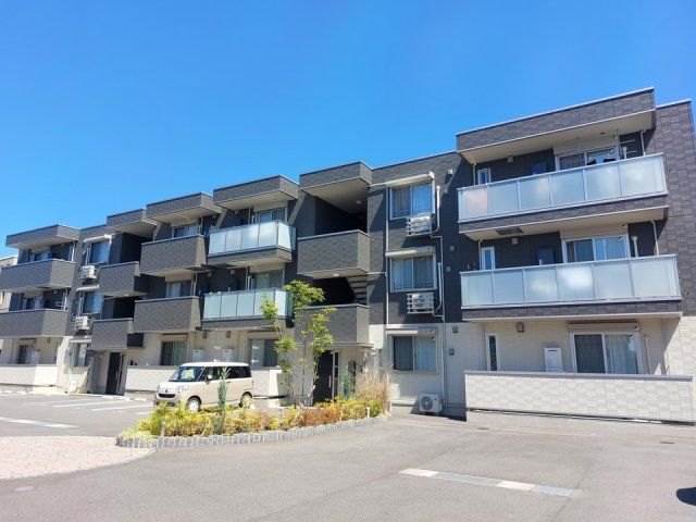 プレジデント持田 A棟の外観画像