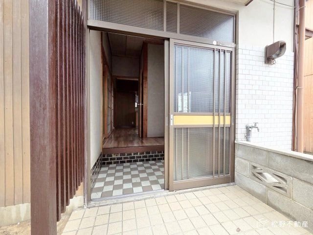 玄関