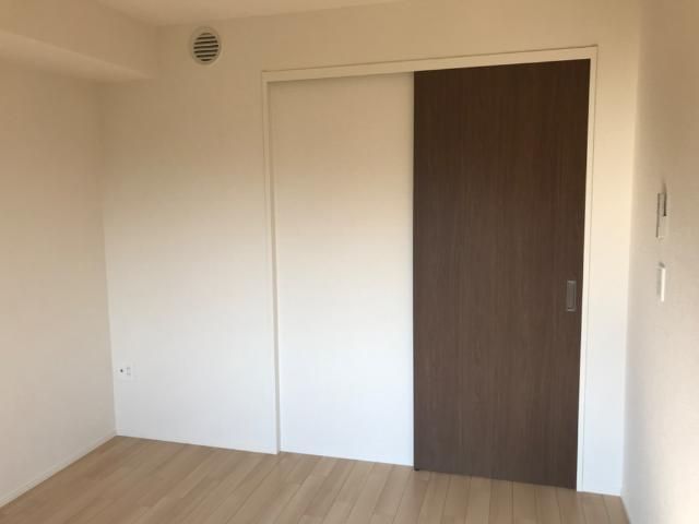 ベッドルーム