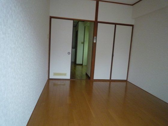 ベッドルーム