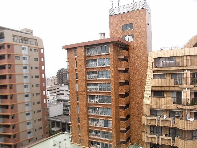 ホワイティ薬院の外観画像