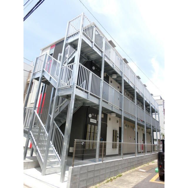 コスタ横須賀中央の外観画像