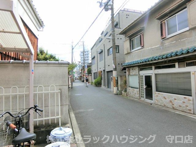 近くに施設あり