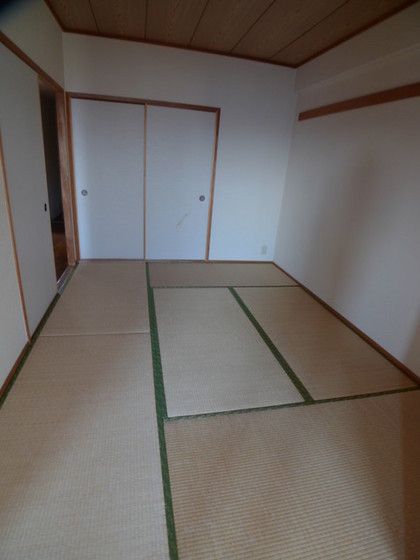 ベッドルーム