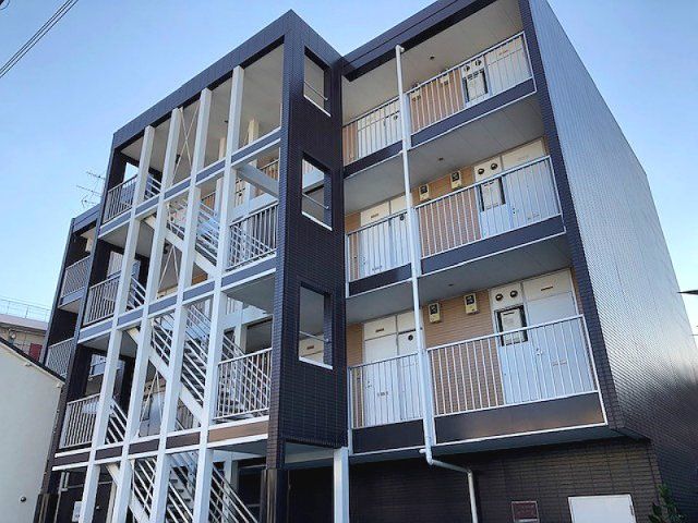 レオパレスル・コントワールⅡの外観画像