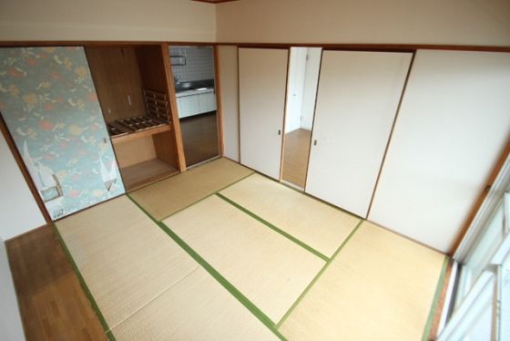 ベッドルーム