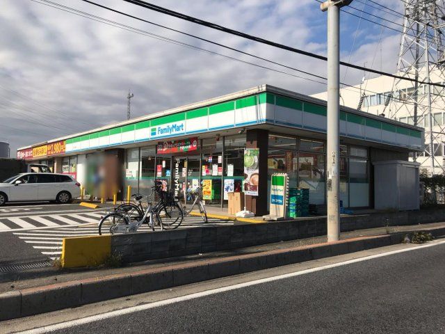 近くに施設あり