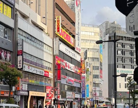 近くに施設あり