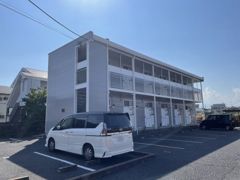レオパレスクレインパインⅡの外観画像