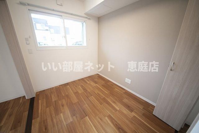 ベッドルーム