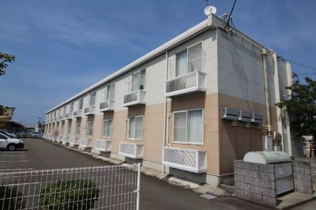 レオパレスプレミール鳥の木の外観画像