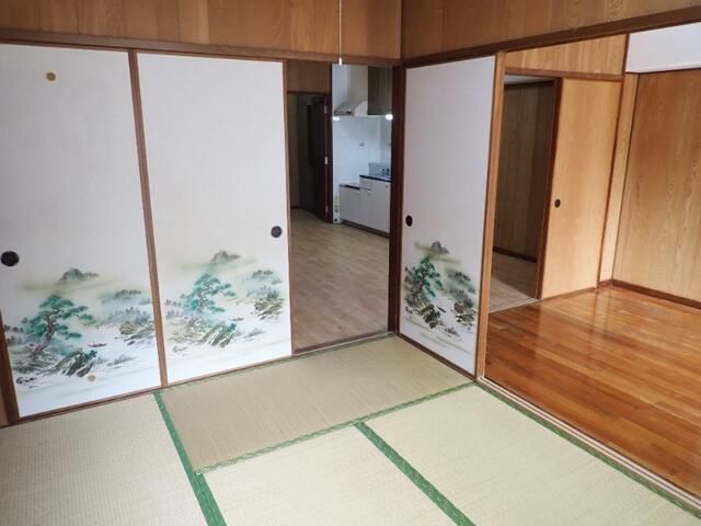 ベッドルーム