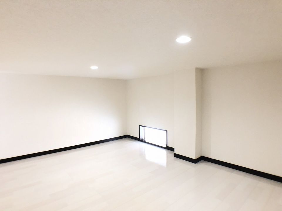 ベッドルーム