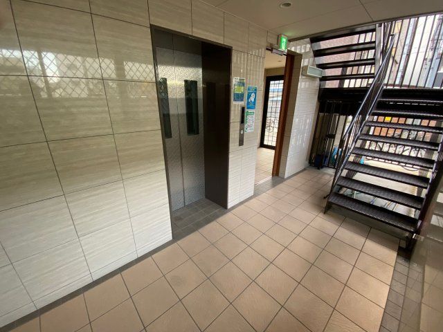 ロビー