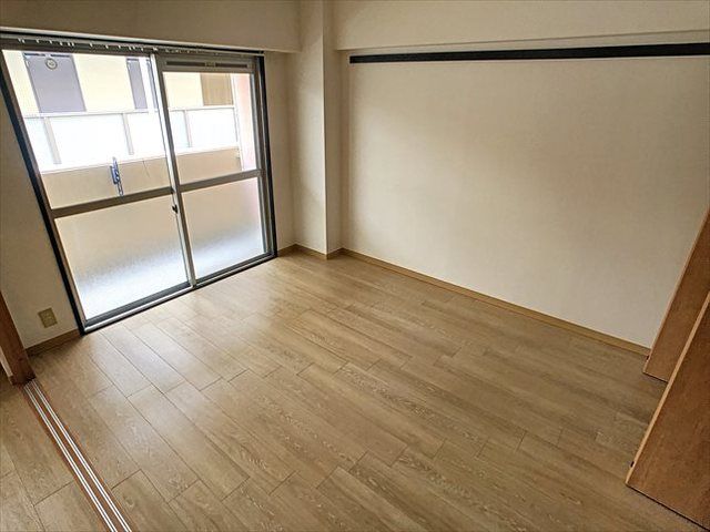 ベッドルーム