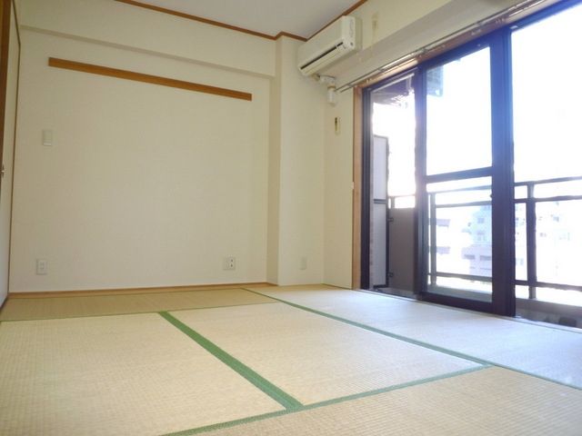 ベッドルーム